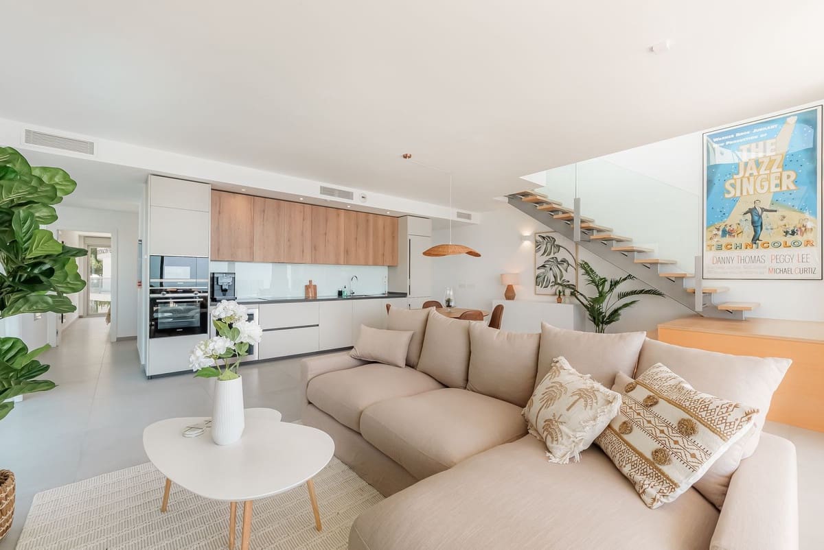 3 bedroom Apartment for sale in Benalmadena - € 985,000 (Ref: 9150680)