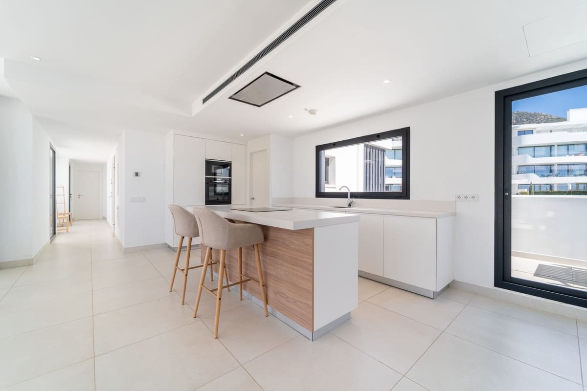 3 Zimmer Apartment zu verkaufen in Fuengirola - 950.000 € (Ref: 9150681)