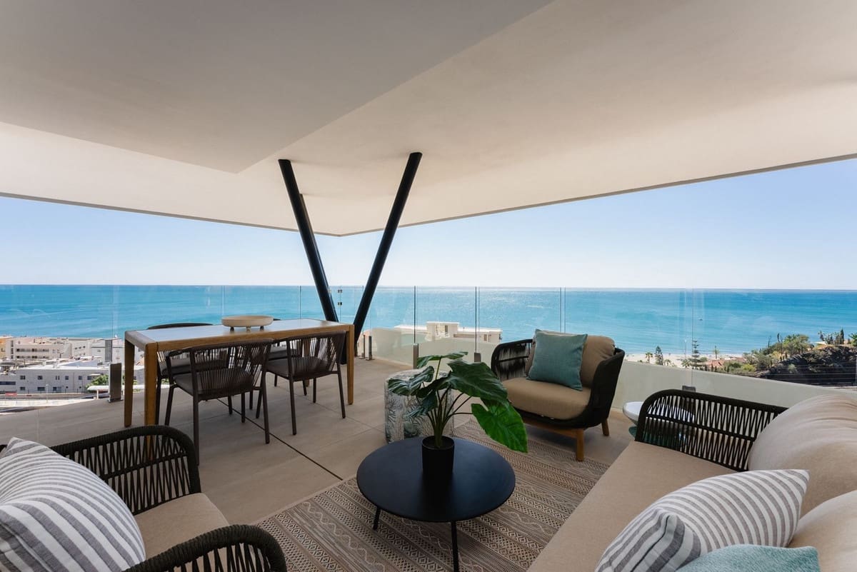 2 slaapkamer Appartement te koop in Carvajal - € 910.000 (Ref: 9150682)