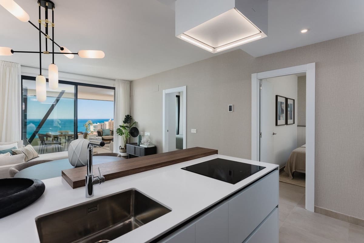 2 slaapkamer Appartement te koop in Carvajal - € 910.000 (Ref: 9150682)