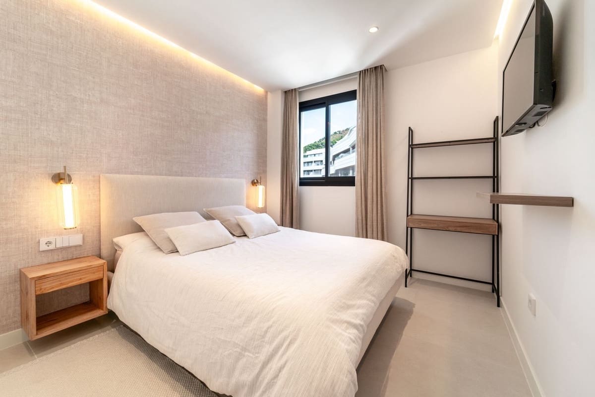 3 bedroom Apartment for sale in Fuengirola - € 872,000 (Ref: 9150683)