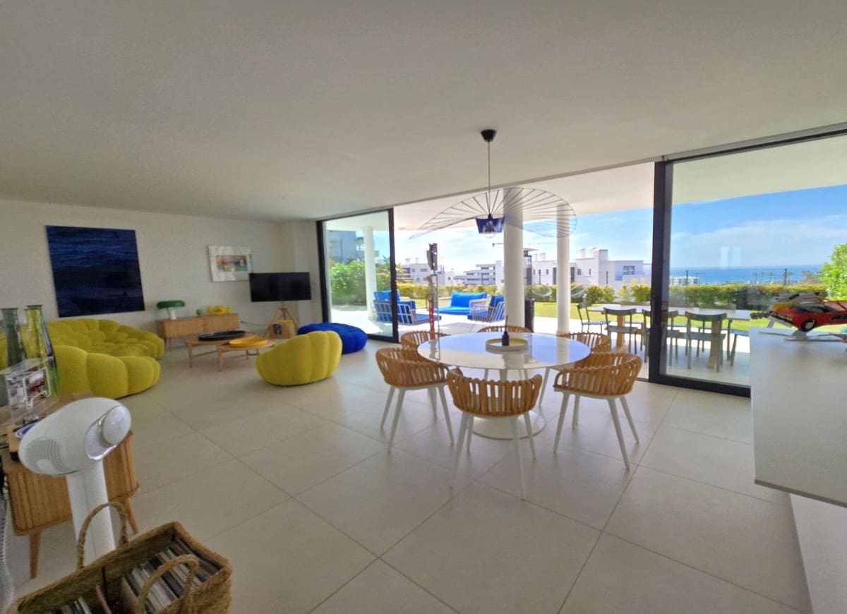 3 slaapkamer Appartement te koop in Fuengirola - € 890.000 (Ref: 9150687)