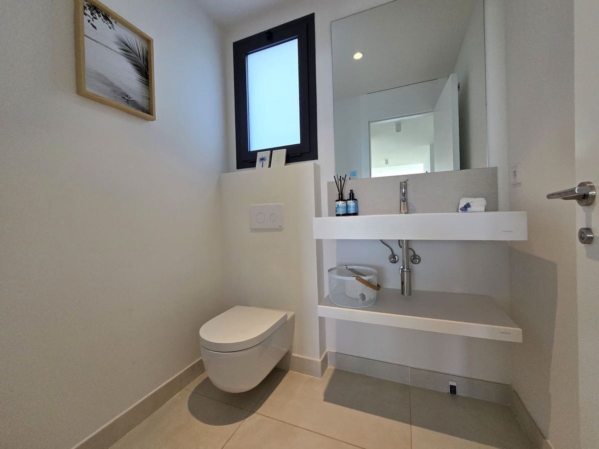 3 slaapkamer Appartement te koop in Fuengirola - € 890.000 (Ref: 9150687)