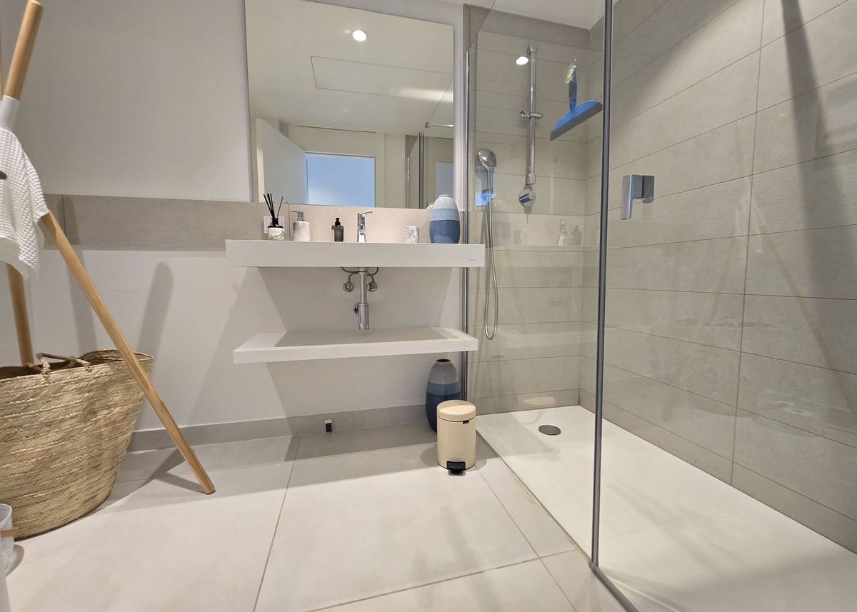 3 slaapkamer Appartement te koop in Fuengirola - € 890.000 (Ref: 9150687)