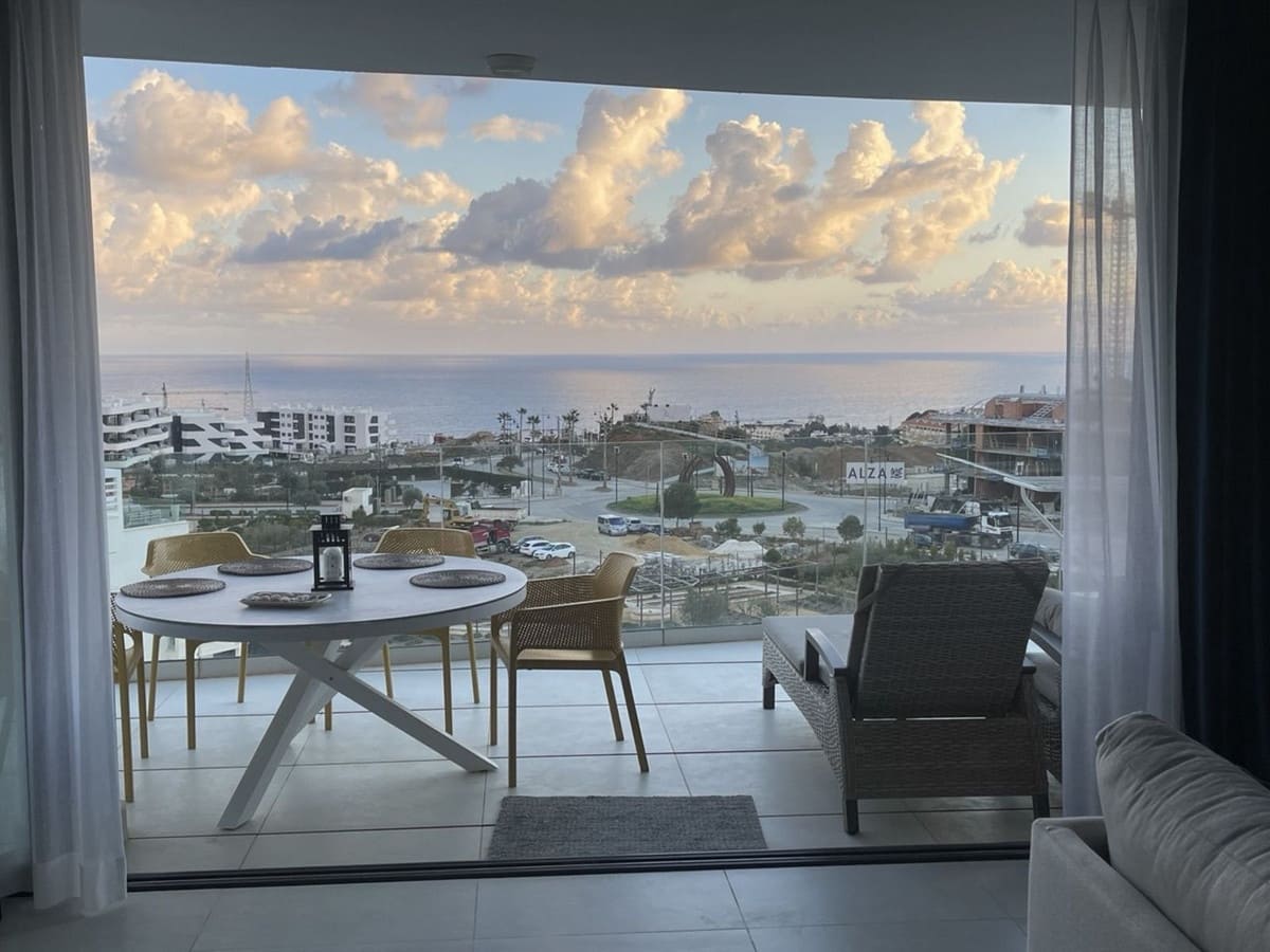 Apartamento de 2 habitaciones en Fuengirola en venta - 845.000 € (Ref: 9150689)