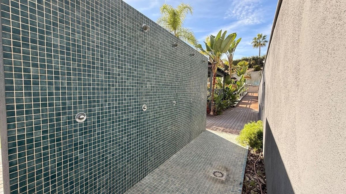 3 bedroom Apartment for sale in Mijas with garage - € 689,000 (Ref: 9150691)