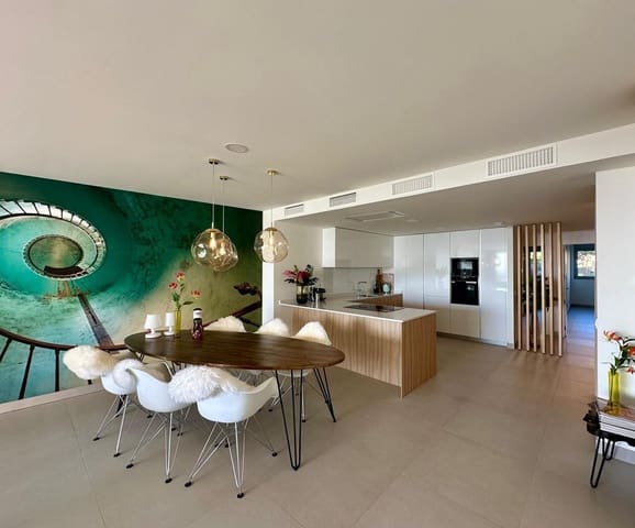 3 quarto Apartamento para venda em La Cala de Mijas, Mijas com garagem - 795 000 € (Ref: 9150694)