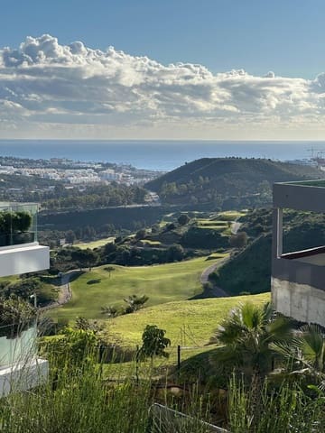 3 quarto Apartamento para venda em La Cala de Mijas, Mijas com garagem - 795 000 € (Ref: 9150694)