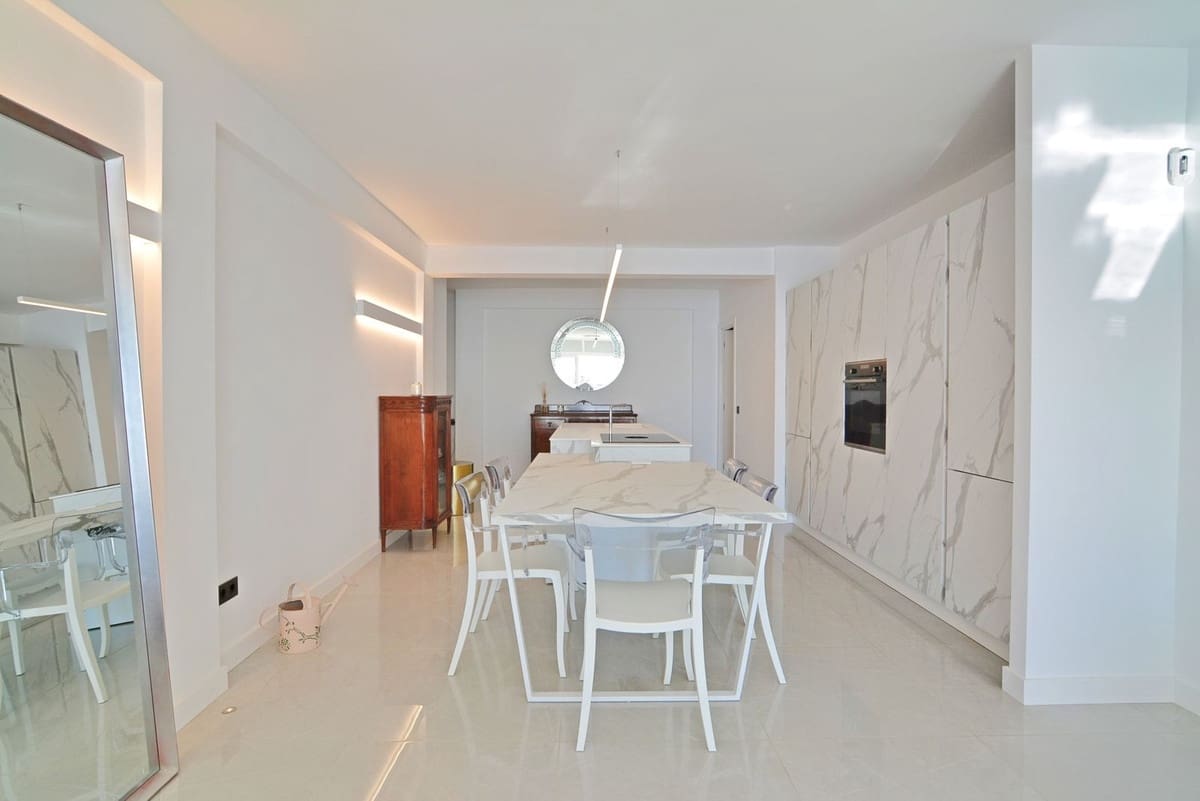 3 slaapkamer Appartement te koop in Fuengirola - € 810.000 (Ref: 9150697)