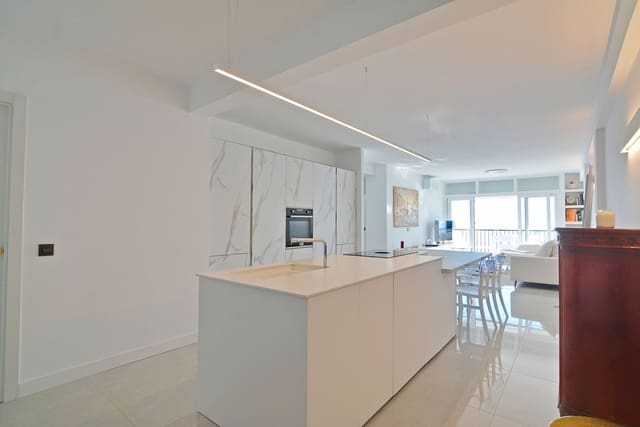 3 slaapkamer Appartement te koop in Fuengirola - € 810.000 (Ref: 9150697)