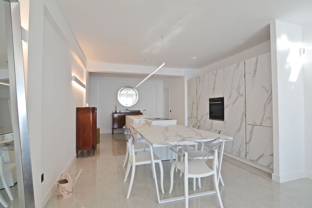 3 slaapkamer Appartement te koop in Fuengirola - € 810.000 (Ref: 9150697)