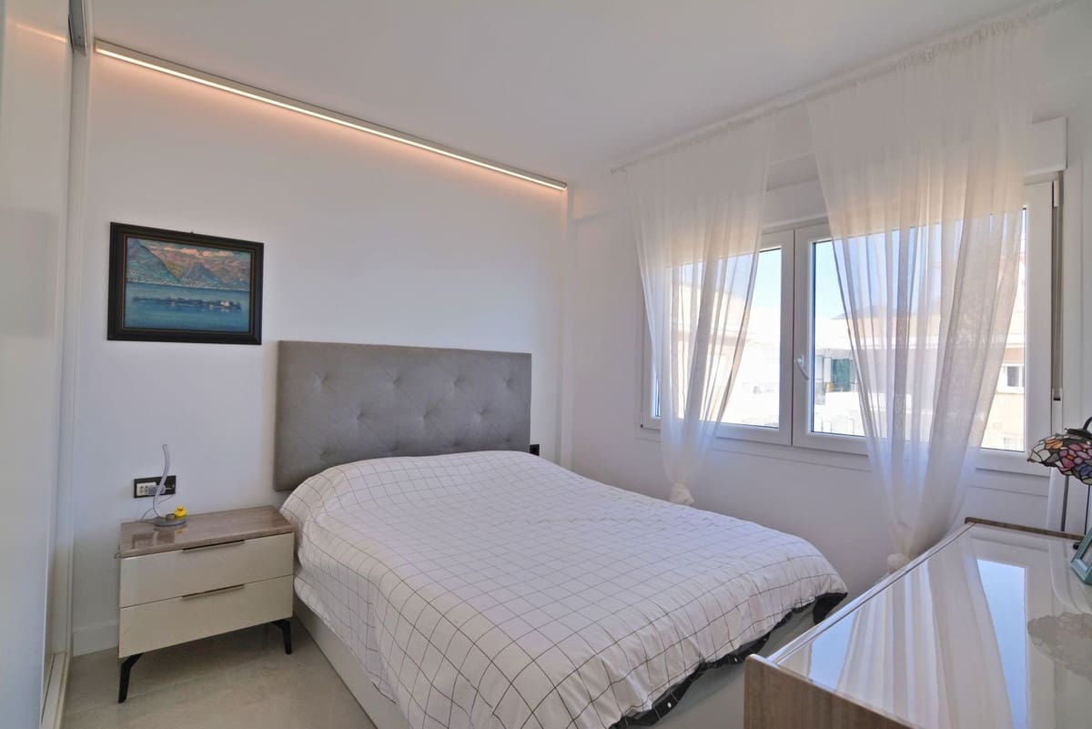 3 slaapkamer Appartement te koop in Fuengirola - € 810.000 (Ref: 9150697)