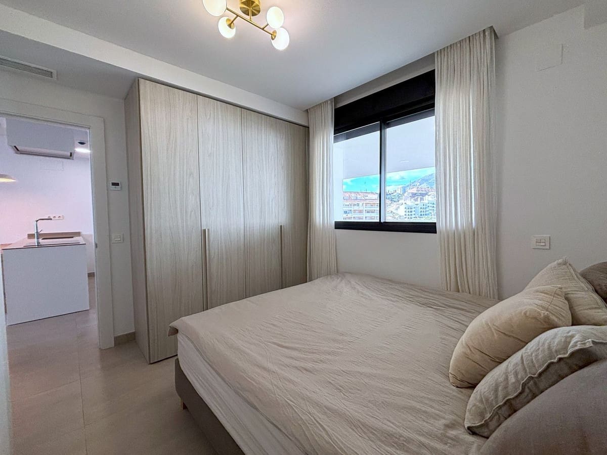 Apartamento de 2 habitaciones en Fuengirola en venta - 736.000 € (Ref: 9150715)
