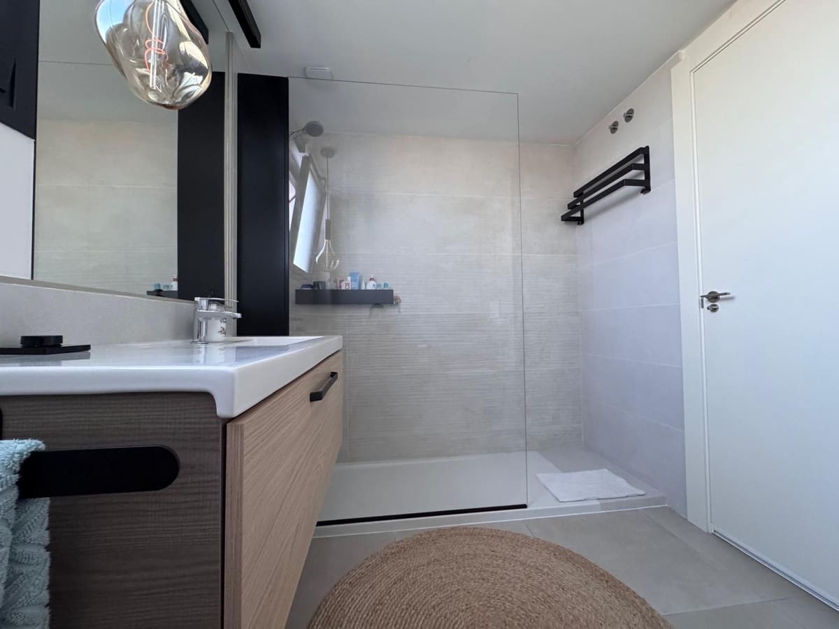 2 bedroom Apartment for sale in La Cala de Mijas - € 720,000 (Ref: 9150716)