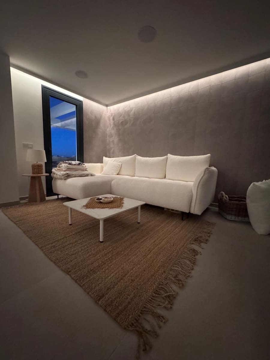 2 bedroom Apartment for sale in La Cala de Mijas - € 720,000 (Ref: 9150716)