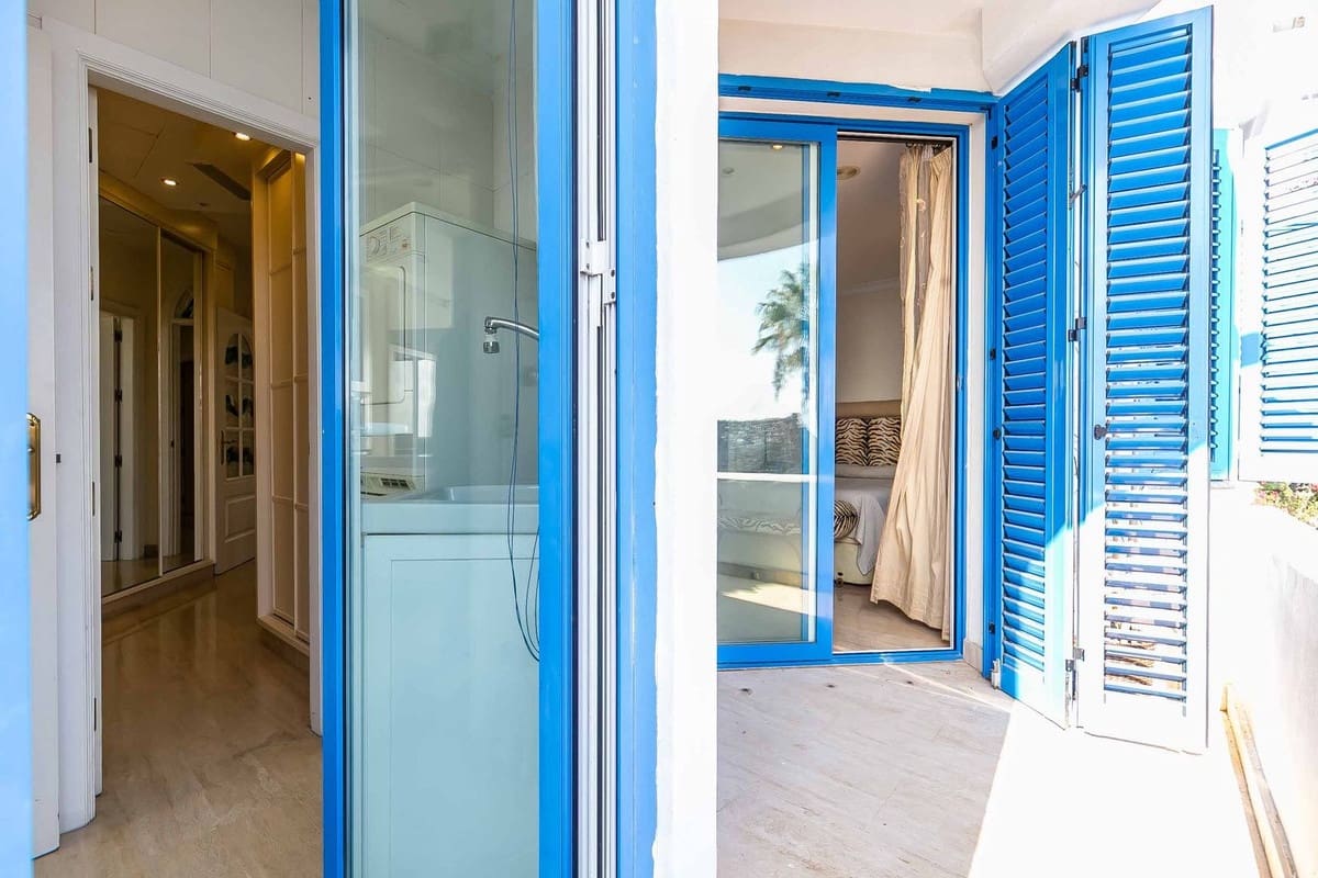 3 slaapkamer Appartement te koop in Torrequebrada - € 1.585.000 (Ref: 9150722)