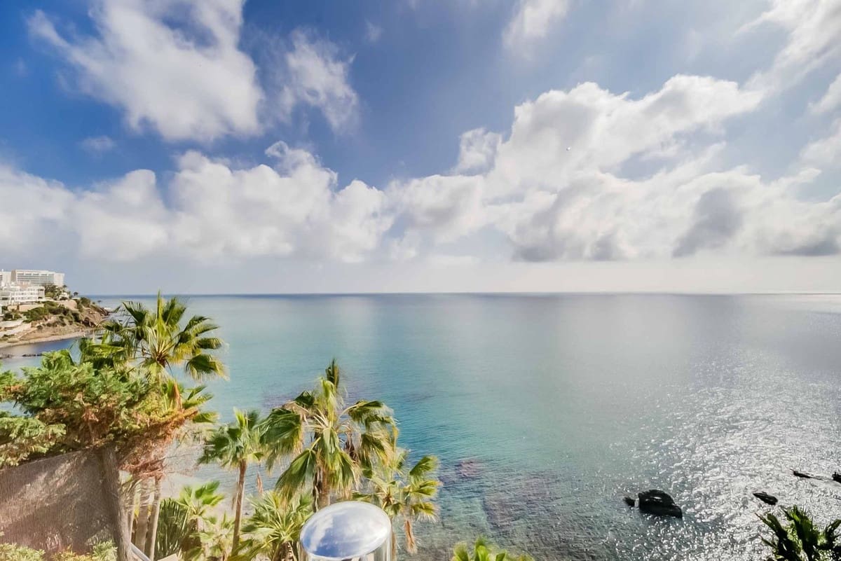 3 slaapkamer Appartement te koop in Torrequebrada - € 1.585.000 (Ref: 9150722)