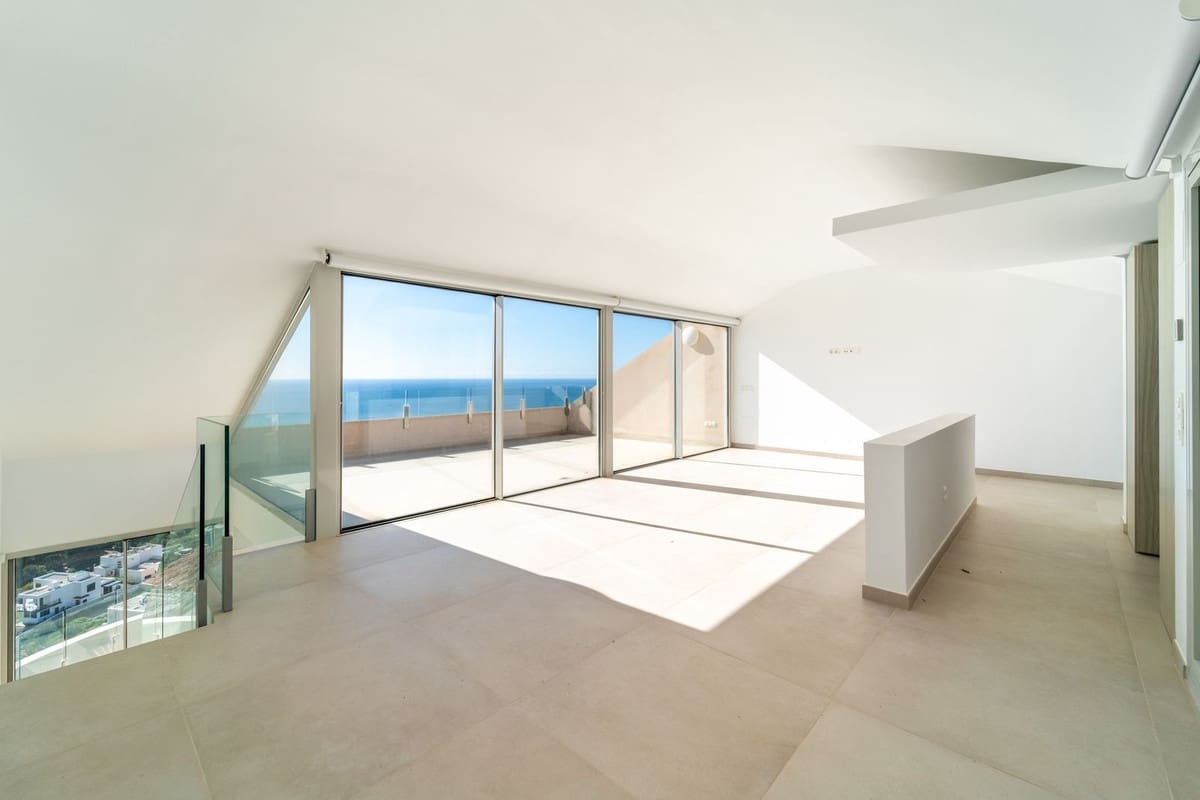 4 bedroom Apartment for sale in Benalmadena - € 1,289,000 (Ref: 9150724)