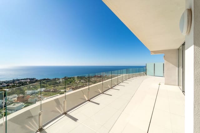 4 bedroom Apartment for sale in Benalmádena pueblo, Benalmádena - € 1,289,000 (Ref: 9150724)