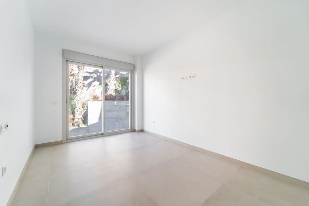 4 bedroom Apartment for sale in Benalmadena - € 1,289,000 (Ref: 9150724)