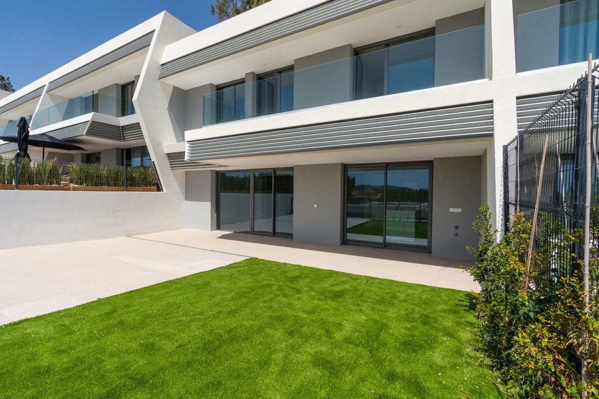 3 bedroom Townhouse for sale in El Chaparral with garage - € 845,000 (Ref: 9150730)