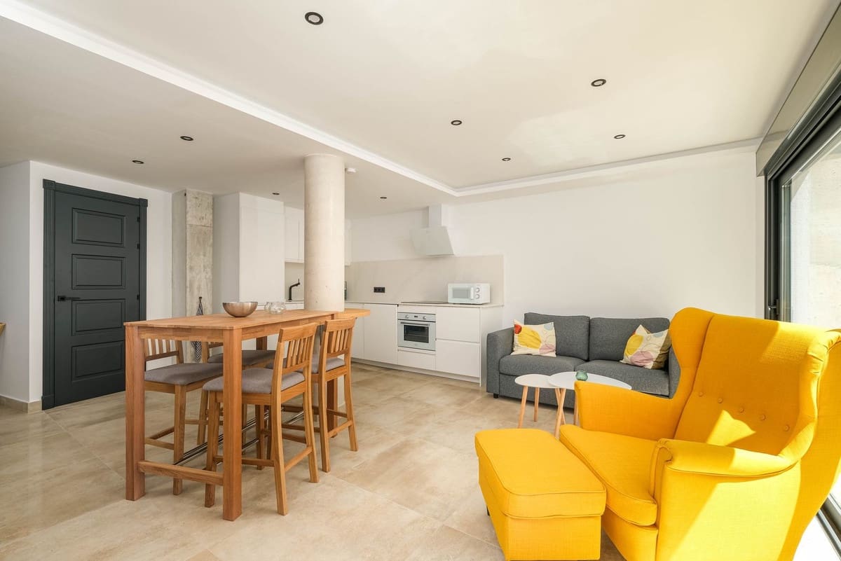 3 soverom Hus til salgs i Fuengirola - € 795 000 (Ref: 9150731)