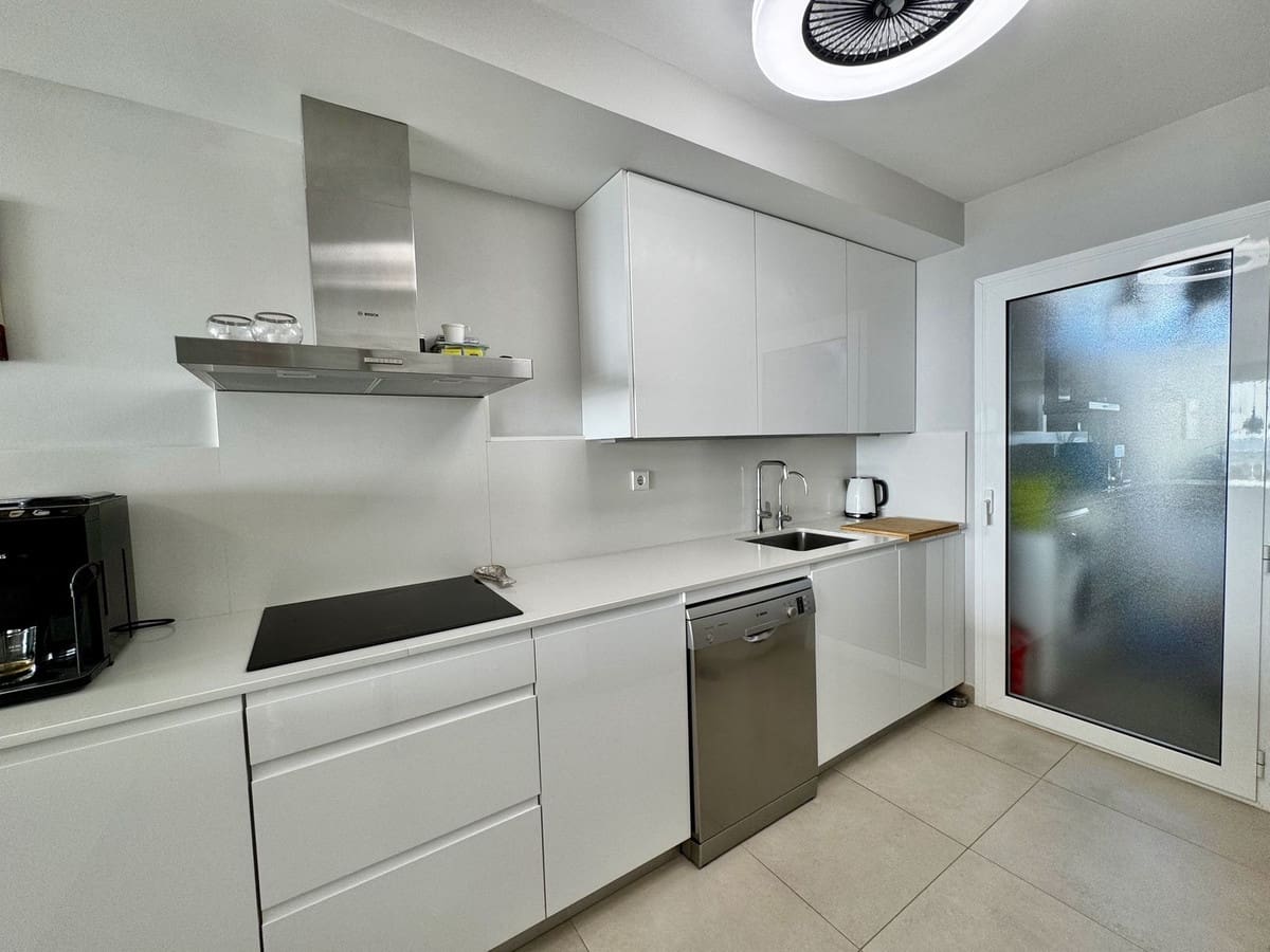 2 quarto Apartamento para venda em Fuengirola com garagem - 790 000 € (Ref: 9150732)