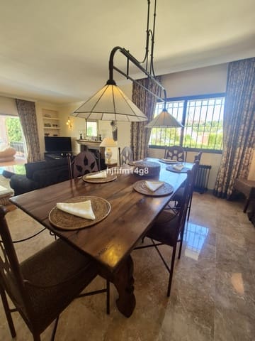 Chalet de 3 habitaciones en Marbella en venta - 1.795.000 € (Ref: 9153464)