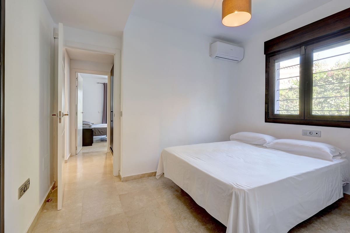 5 bedroom Villa for sale in El Rosario - € 1,750,000 (Ref: 9153466)