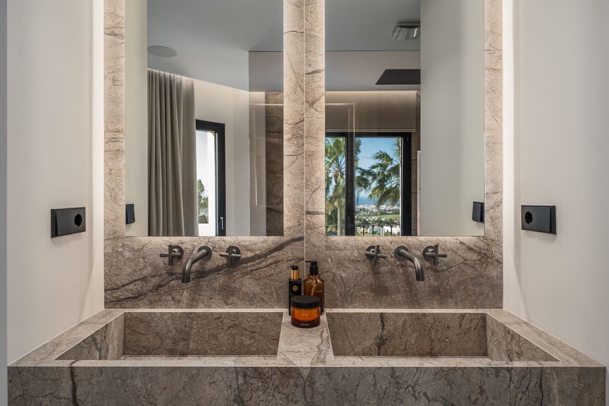 3 sovrum Hus till salu i La Quinta - 1 650 000 € (Ref: 9153467)