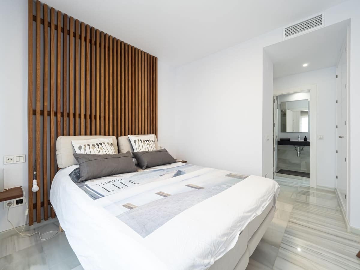 5 sypialnia Willa na sprzedaż w Elviria - 1 645 000 € (Ref: 9153471)