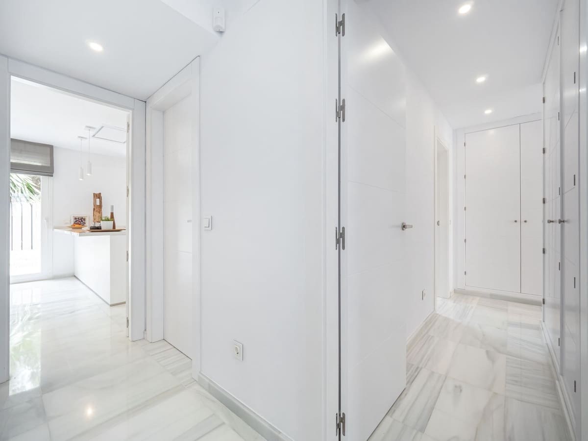 5 sypialnia Willa na sprzedaż w Elviria - 1 645 000 € (Ref: 9153471)