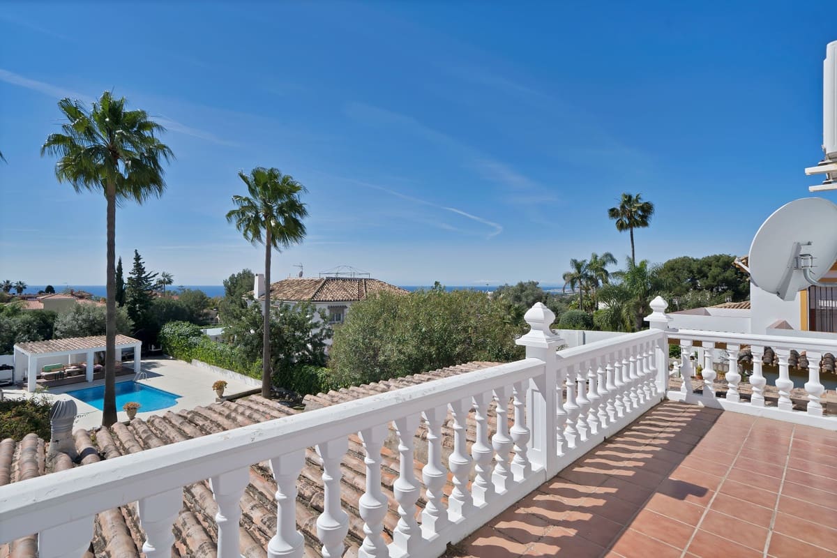 Casa de 4 habitaciones en Marbella en venta - 1.600.000 € (Ref: 9153472)