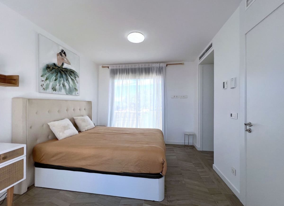 3 soveværelse Byhus til salg i Cabopino - € 1.500.000 (Ref: 9153476)