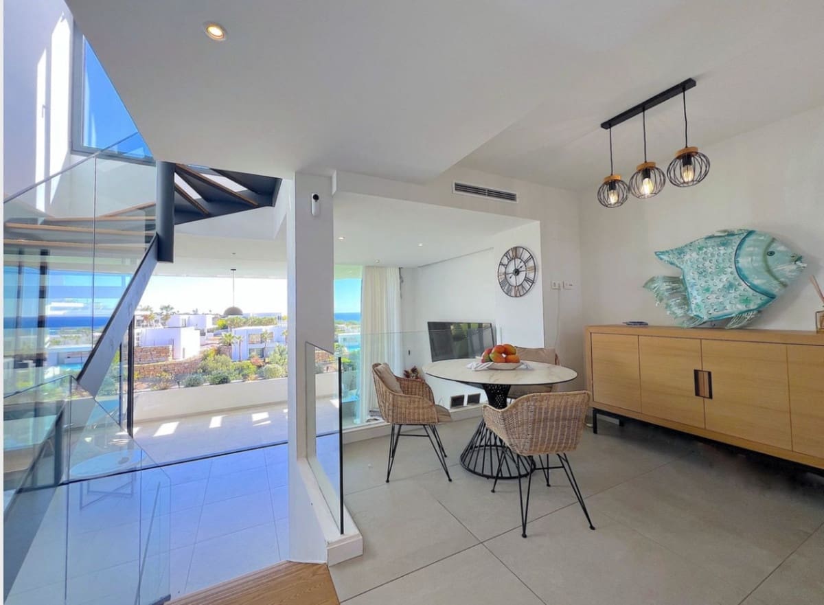 3 soveværelse Byhus til salg i Cabopino - € 1.500.000 (Ref: 9153476)