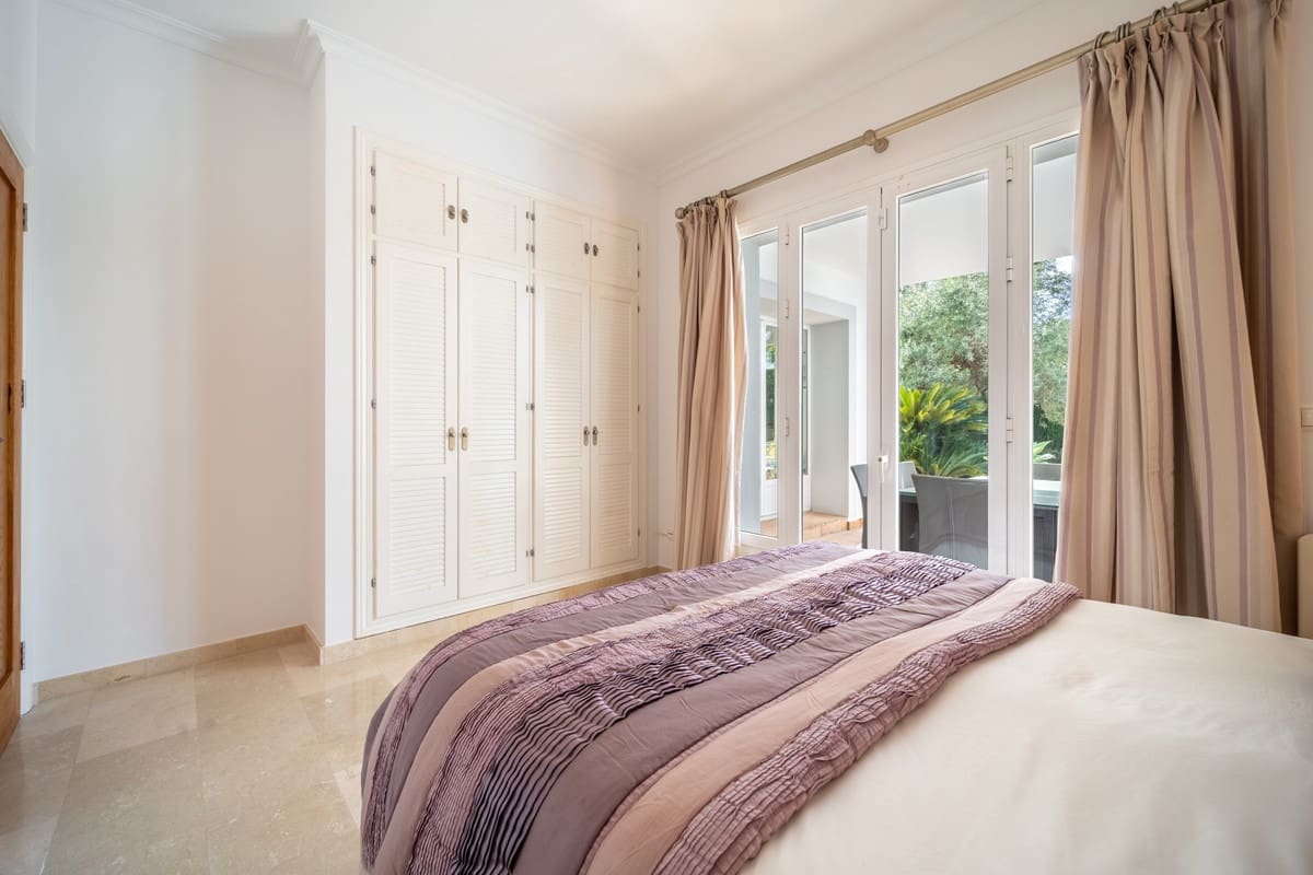 4 soverom Villa til salgs i Istan - € 1 550 000 (Ref: 9153477)