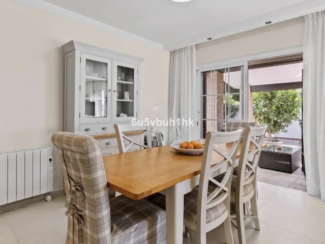 Casa de 5 habitaciones en El Paraiso, Estepona en venta - 1.490.000 € (Ref: 9153478)