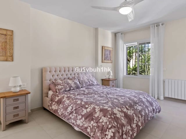 Casa de 5 habitaciones en El Paraiso, Estepona en venta - 1.490.000 € (Ref: 9153478)