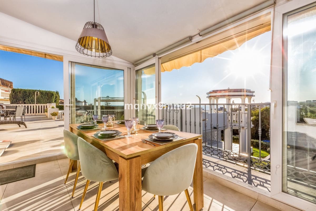 5 soveværelse Villa til salg i El Chaparral med garage - € 1.449.950 (Ref: 9153481)