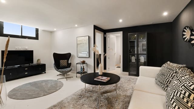 5 sypialnia Dom na sprzedaż w Cabopino, Marbella - 1 395 000 € (Ref: 9153484)