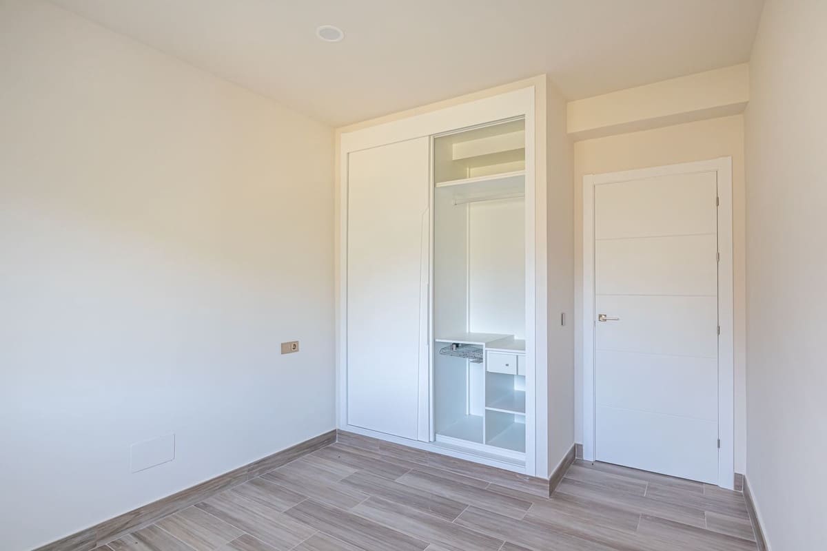 Chalet de 3 habitaciones en El Rosario en venta - 1.385.000 € (Ref: 9153487)