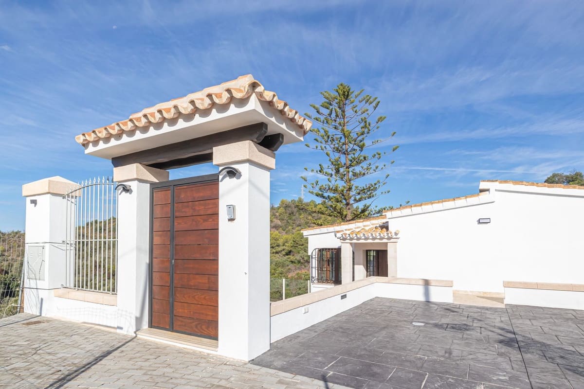 Chalet de 3 habitaciones en El Rosario en venta - 1.385.000 € (Ref: 9153487)
