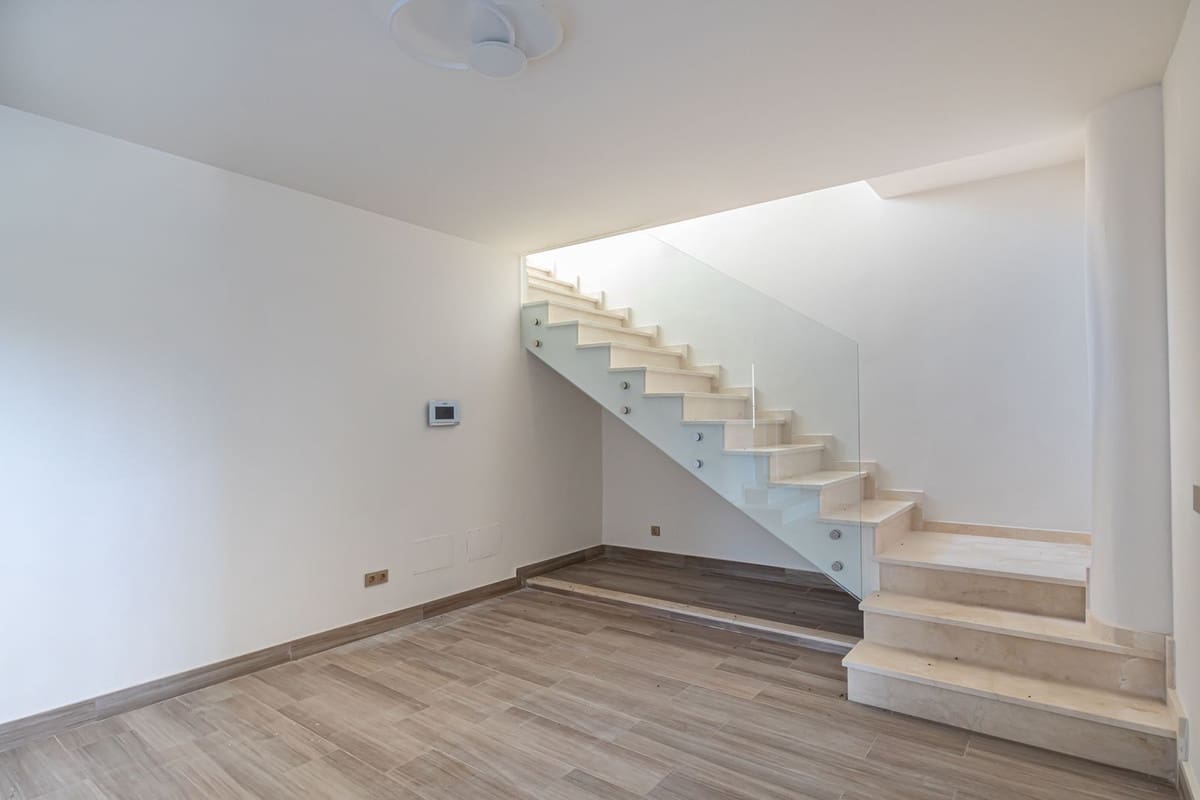 Chalet de 3 habitaciones en El Rosario en venta - 1.385.000 € (Ref: 9153487)