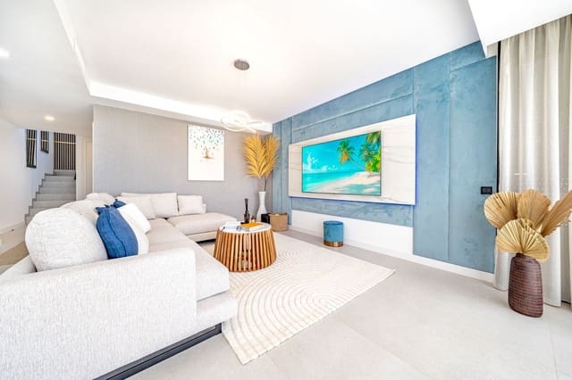 Apartamento de 3 habitaciones en Los Monteros, Marbella en venta - 1.400.000 € (Ref: 9153489)