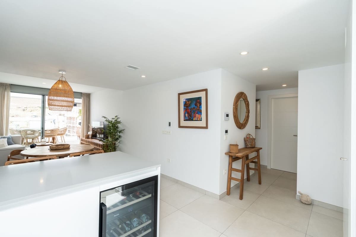 3 bedroom Apartment for sale in Elviria with garage - € 1,249,500 (Ref: 9153490)