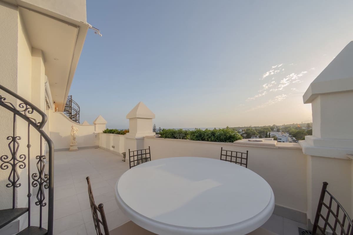 2 sovrum Lägenhet till salu i Marbella - 1 260 000 € (Ref: 9153493)