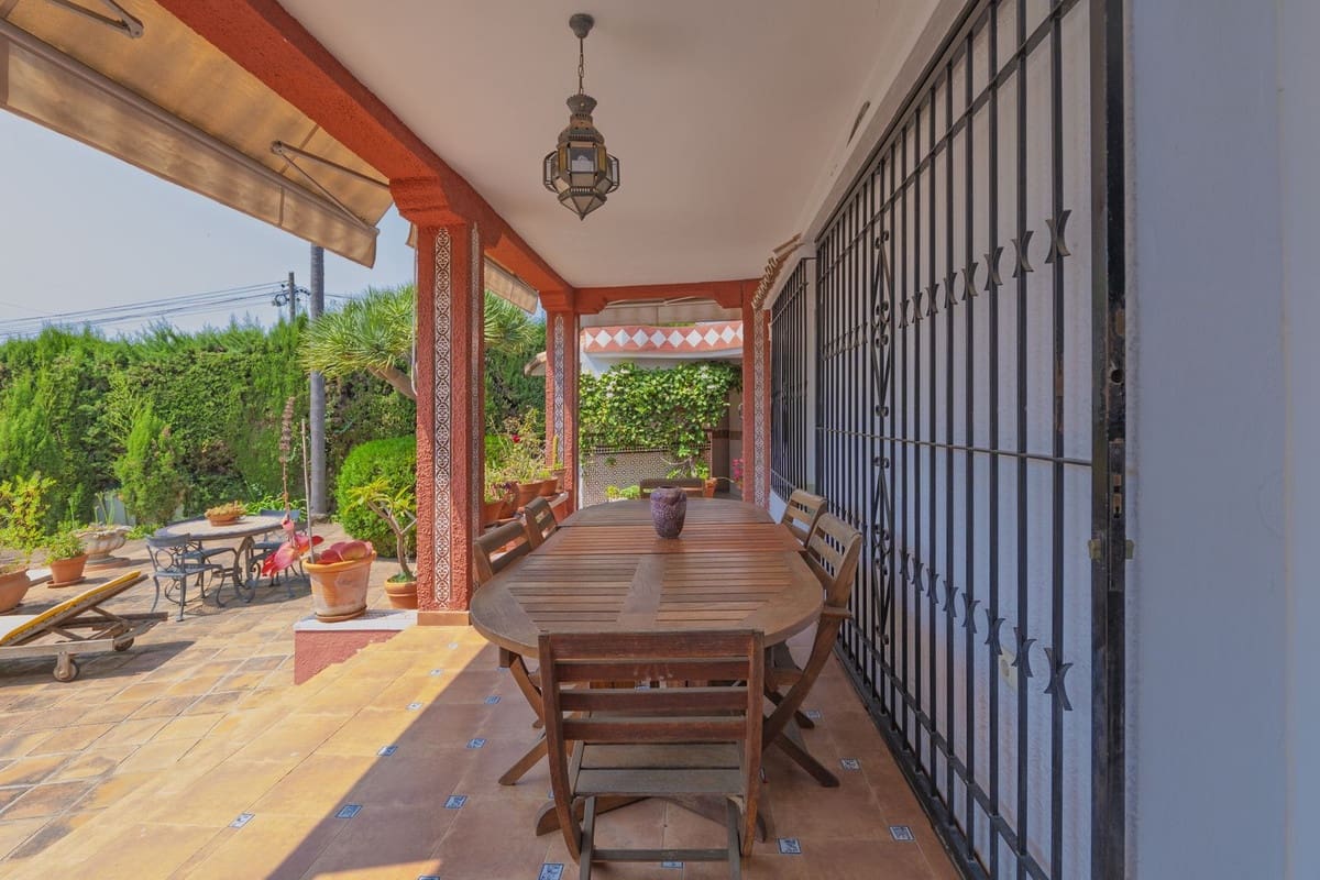 3 soveværelse Villa til salg i Marbella - € 1.125.000 (Ref: 9153494)