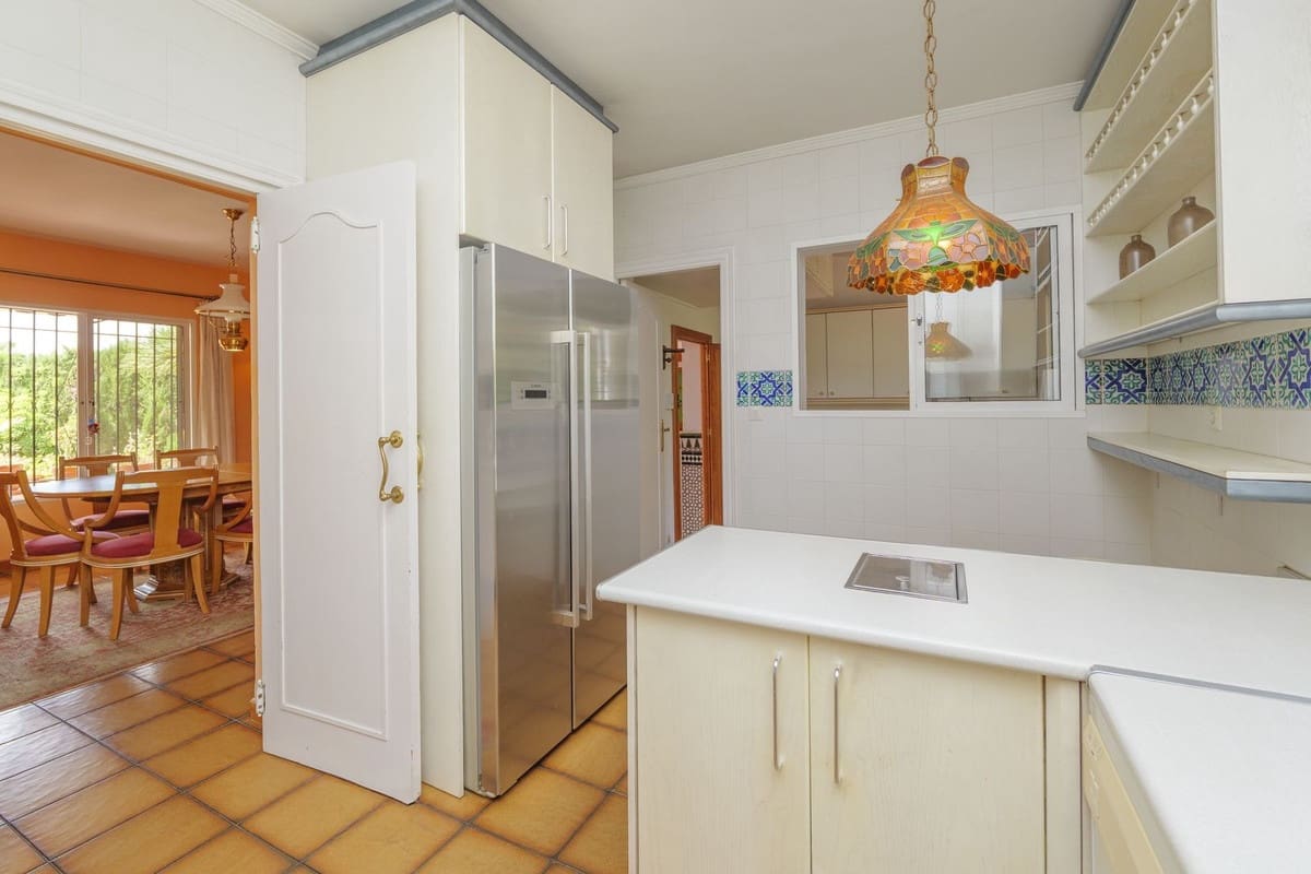 3 soveværelse Villa til salg i Marbella - € 1.125.000 (Ref: 9153494)