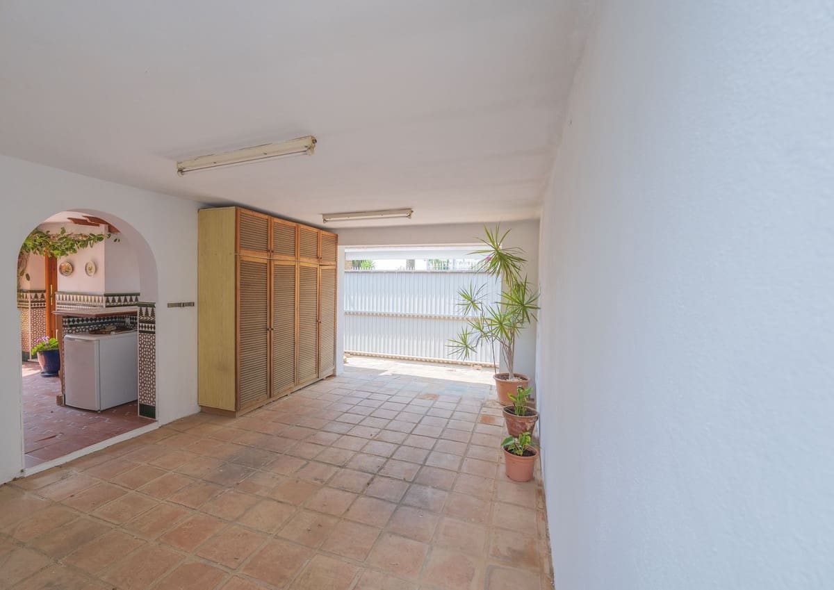 3 soveværelse Villa til salg i Marbella - € 1.125.000 (Ref: 9153494)