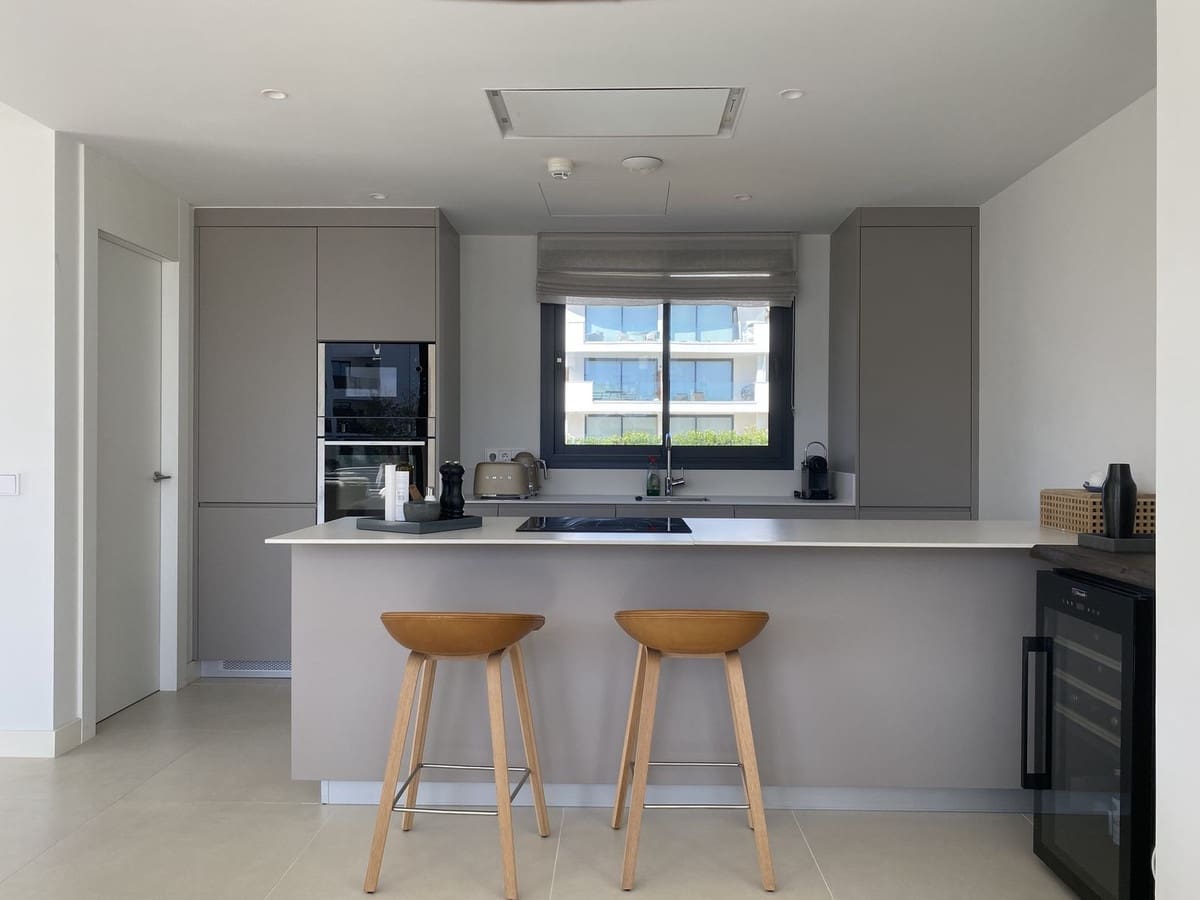 3 makuuhuone Huoneisto myytävänä paikassa Fuengirola mukana 
autotalli - 1 195 000 € (Ref: 9153499)